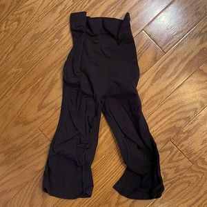 Skims sculpting short above the knee